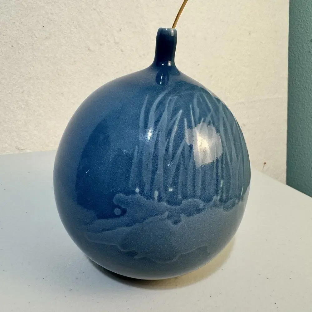VTG Reid Osaki Stoneware Studio Pottery Light Blue Reed Vase Weed Pot 7” Signed